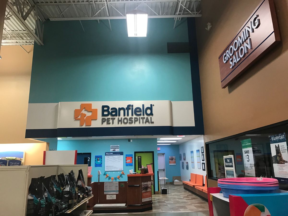 Inside the Wichita W PetSmart and Banfield hospital