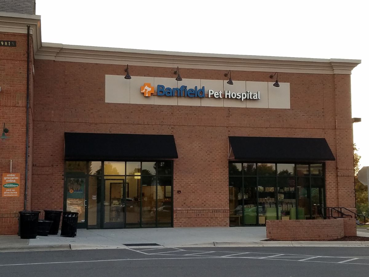 The exterior of the Banfield Cornelius hospital