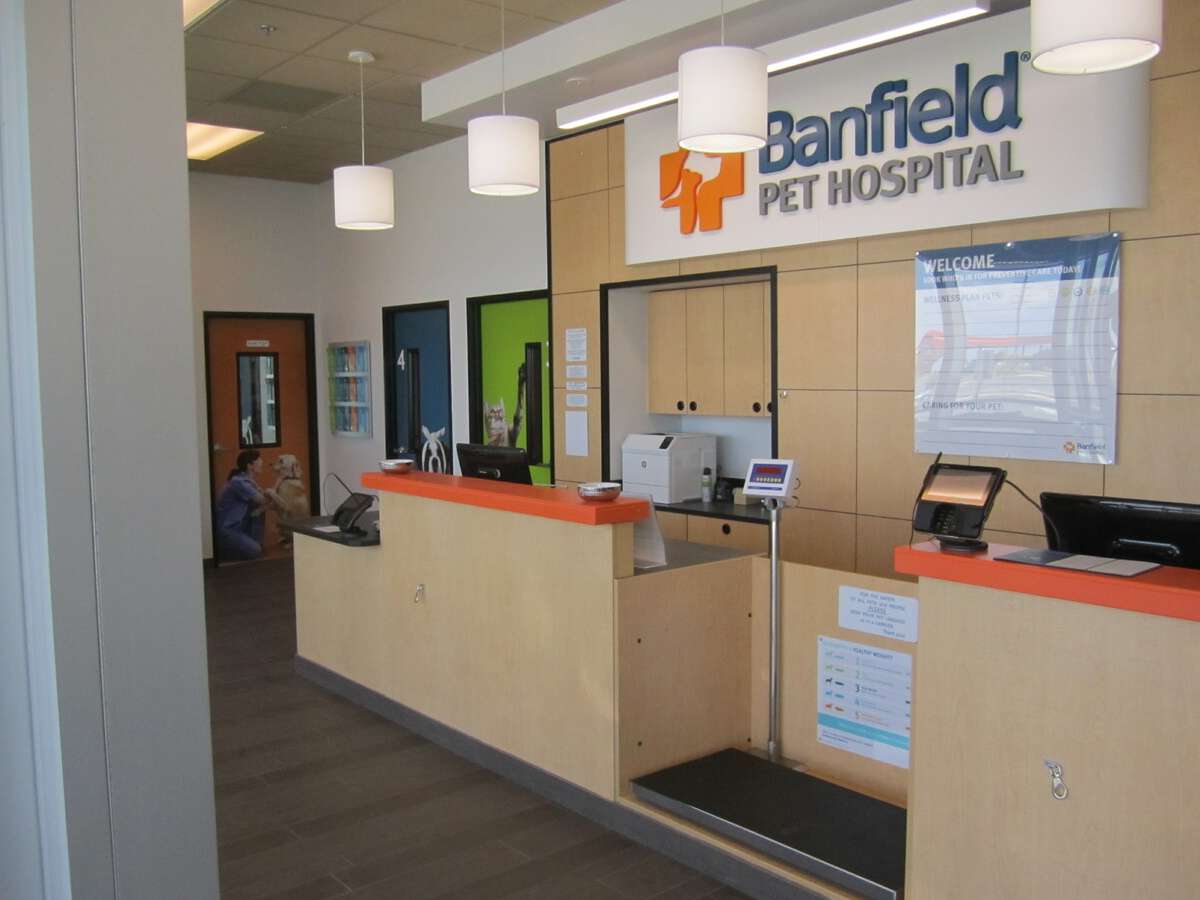 The Hutto Banfield hospital front desks