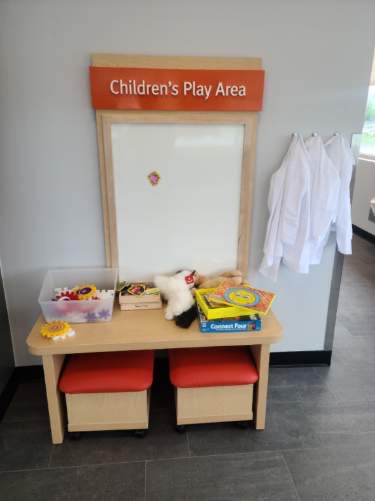 Banfield Pet Hospital Ankeny Delaware - front office