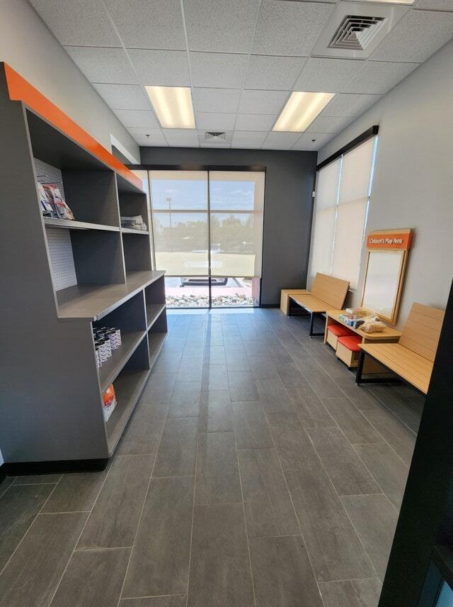 Banfield Pet Hospital: Tempe lobby